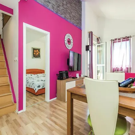 Two-bedroom In Pag * 파그