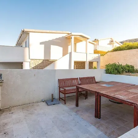 아파트 Two-bedroom In Pag 파그