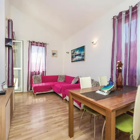 Two-bedroom In Pag *