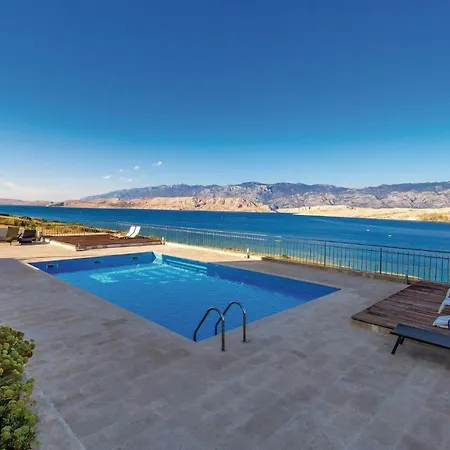 Two-bedroom In Pag Apartment Pag Town